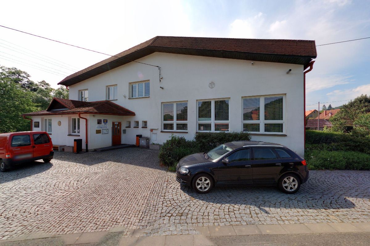 Obecní knihovna Leskovec foto 3