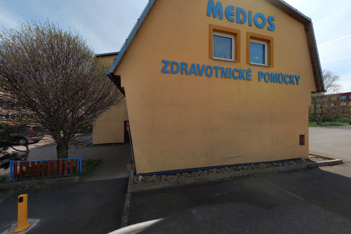 Jaroslav Jarolímek - Medios