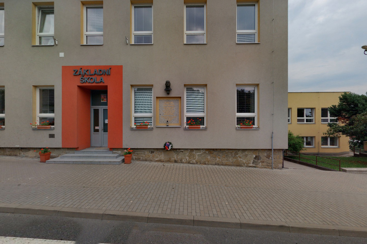 ZŠ Jasenná