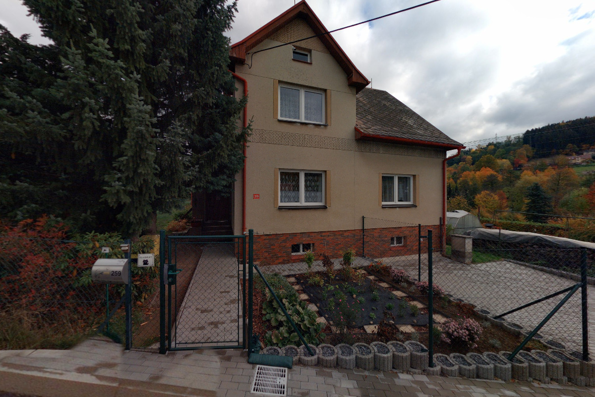 Stanislava Zahálková, ZA office foto 2