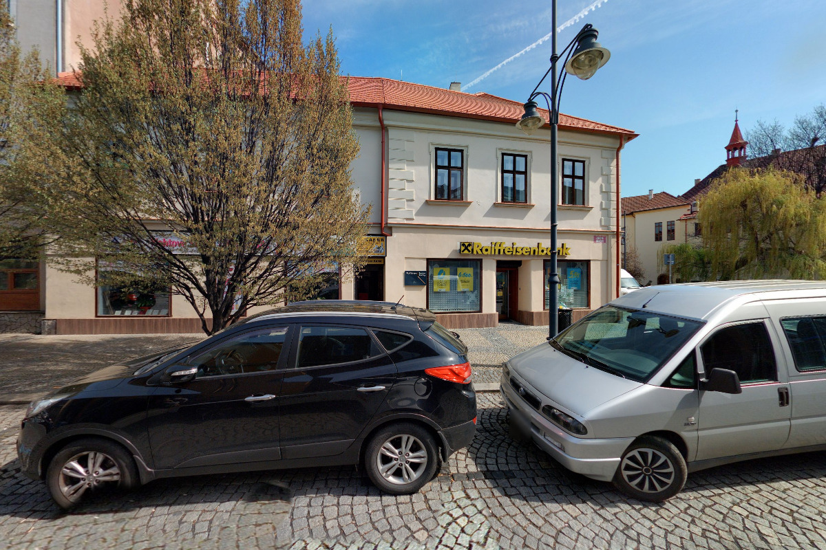 Raiffeisenbank - bankomat foto 1