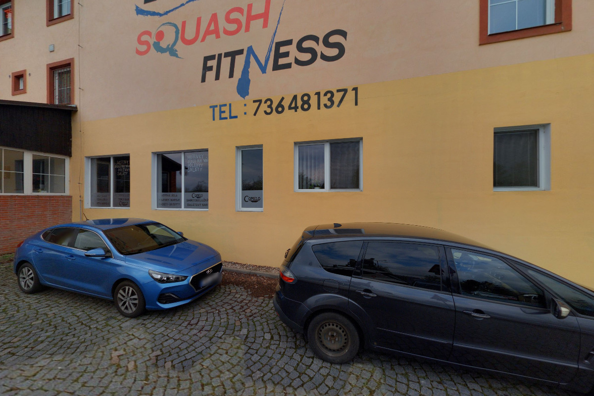 BLUE bowling, squash a fitness