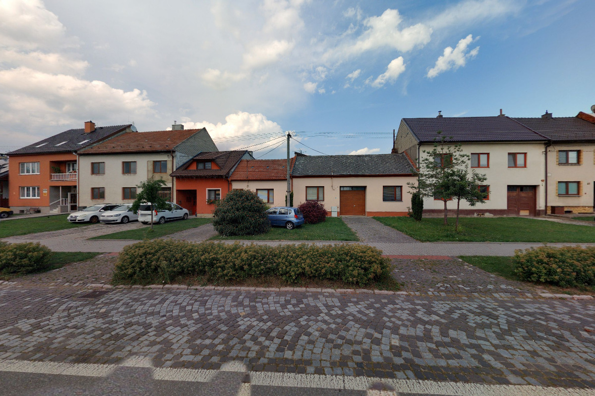 Ester Kubišová - výroba pracovních oděvů