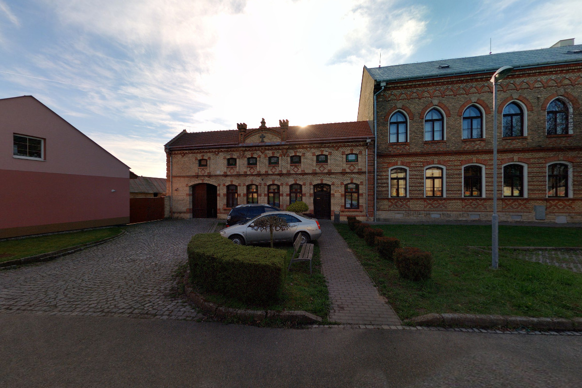 Obecní knihovna Břest foto 3