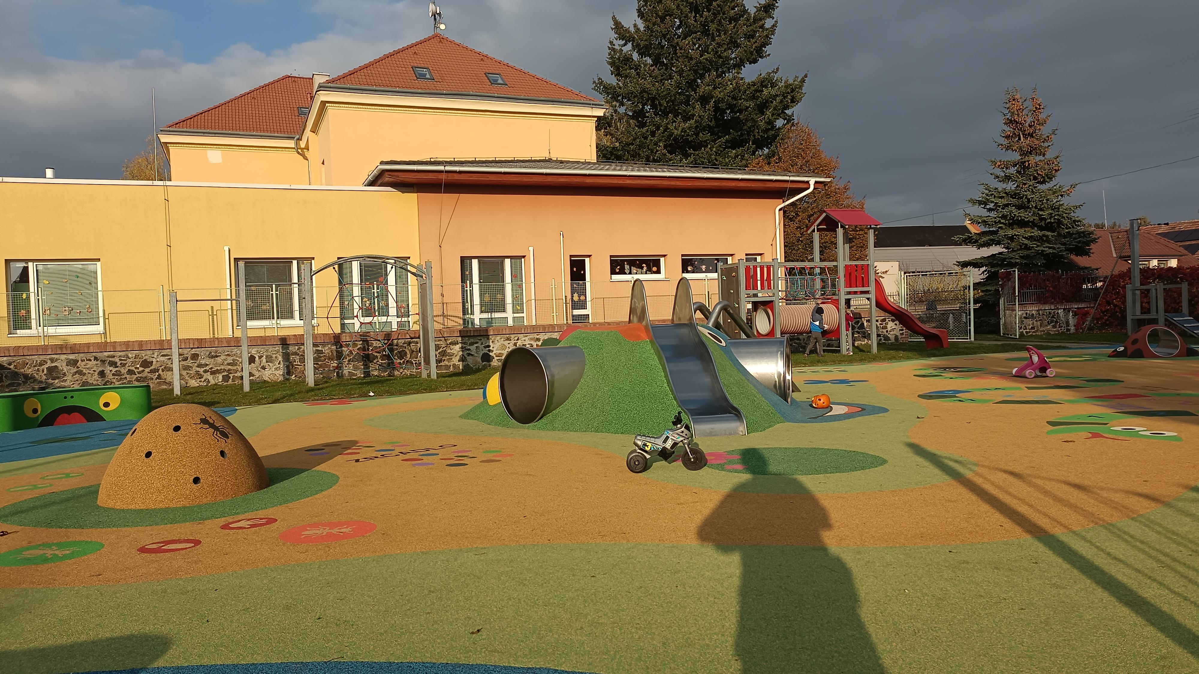 Svazková Základní škola Tursko - Holubice foto 4