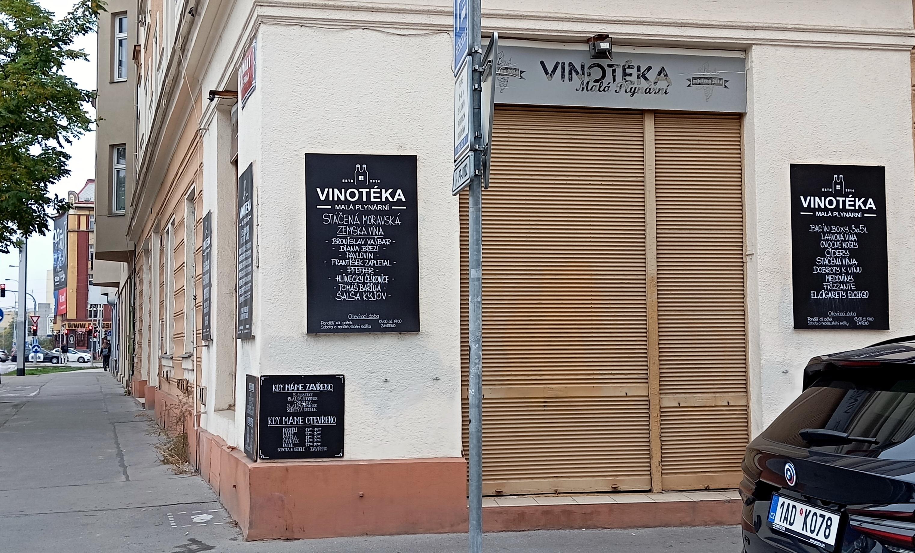 Malá Plynární Vinotéka foto 5