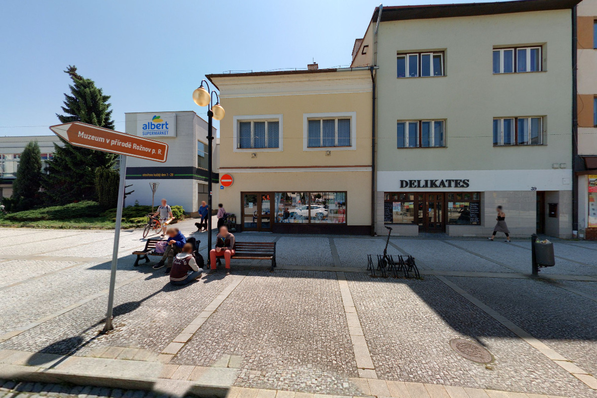 Čistírna peří Mareš