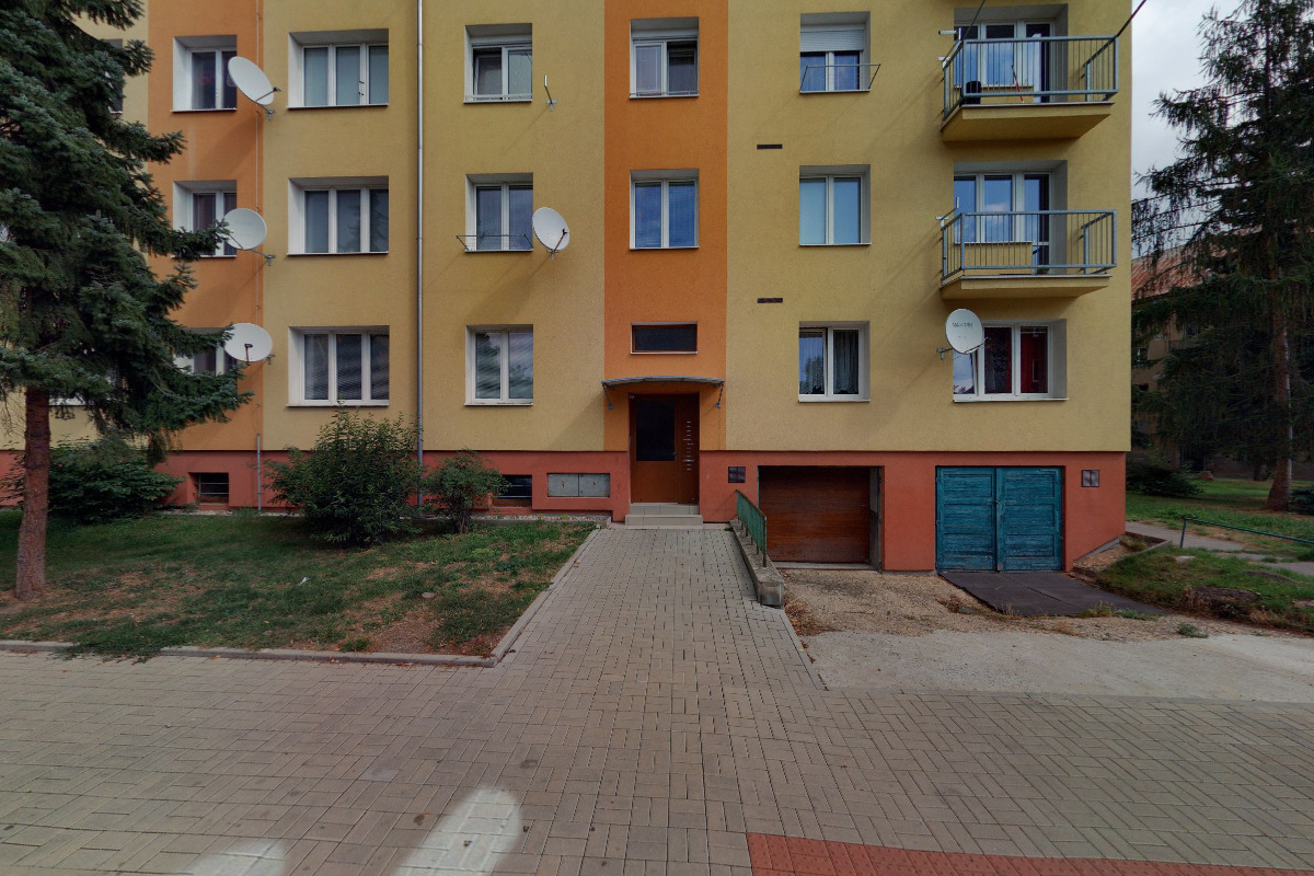 Půjčovna dodávek Chomutov CV DISTRIBUCE s.r.o. foto 2