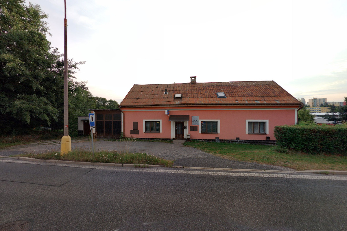 PRÁŠKOVÁ LAKOVNA - Jiří Šikola foto 2