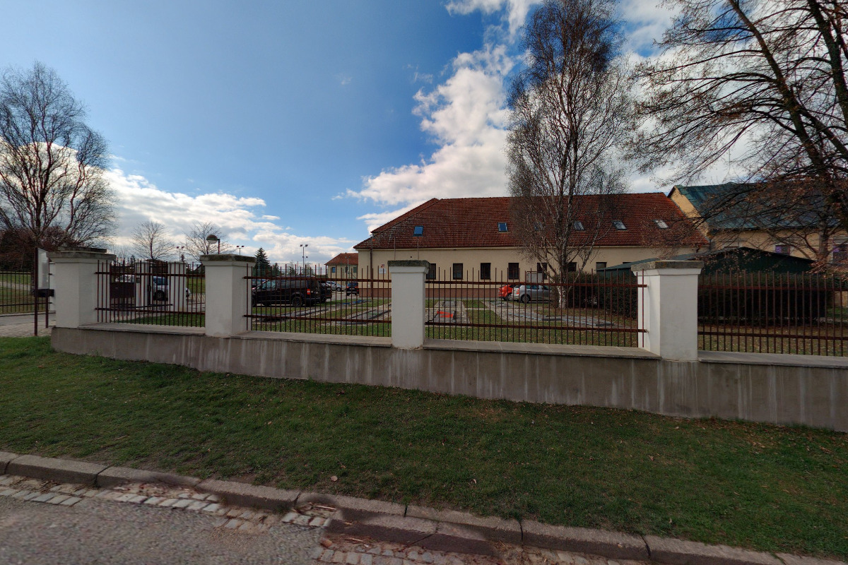 Výchovný ústav, středisko výchovné péče HELP, základní škola a střední škola, Střílky