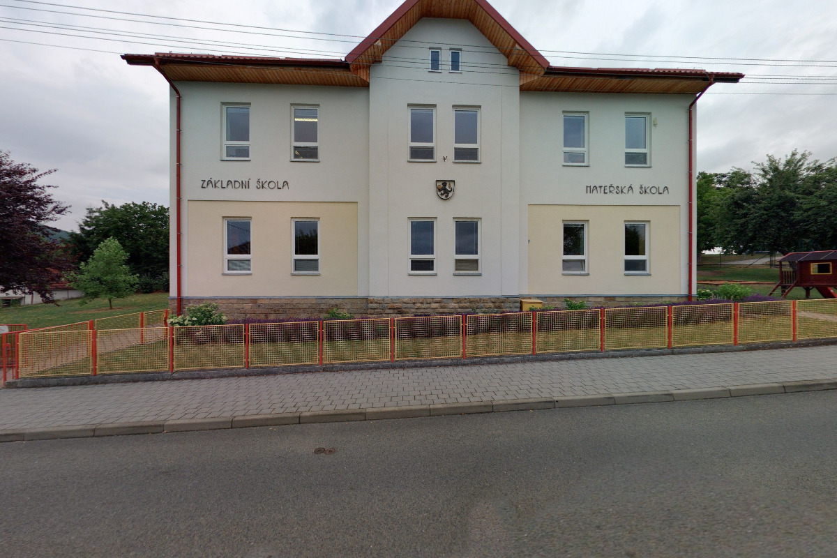 ZŠ a MŠ Slopné