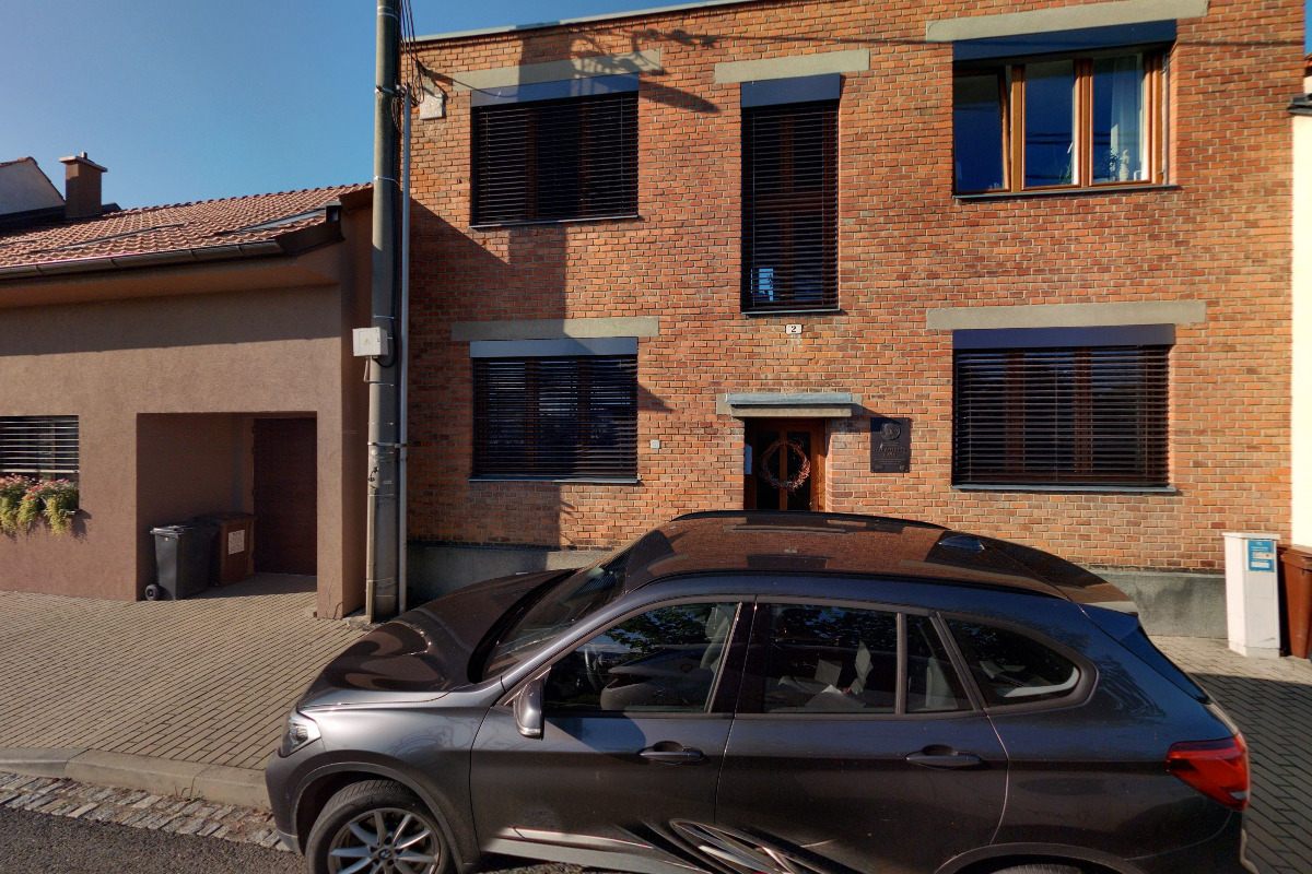 BEAUTIFUL HEAD, spol. s r.o.