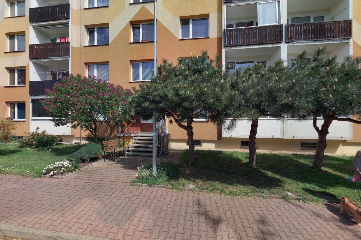 Jazyková škola HOUDEK, překladatelský servis foto 2