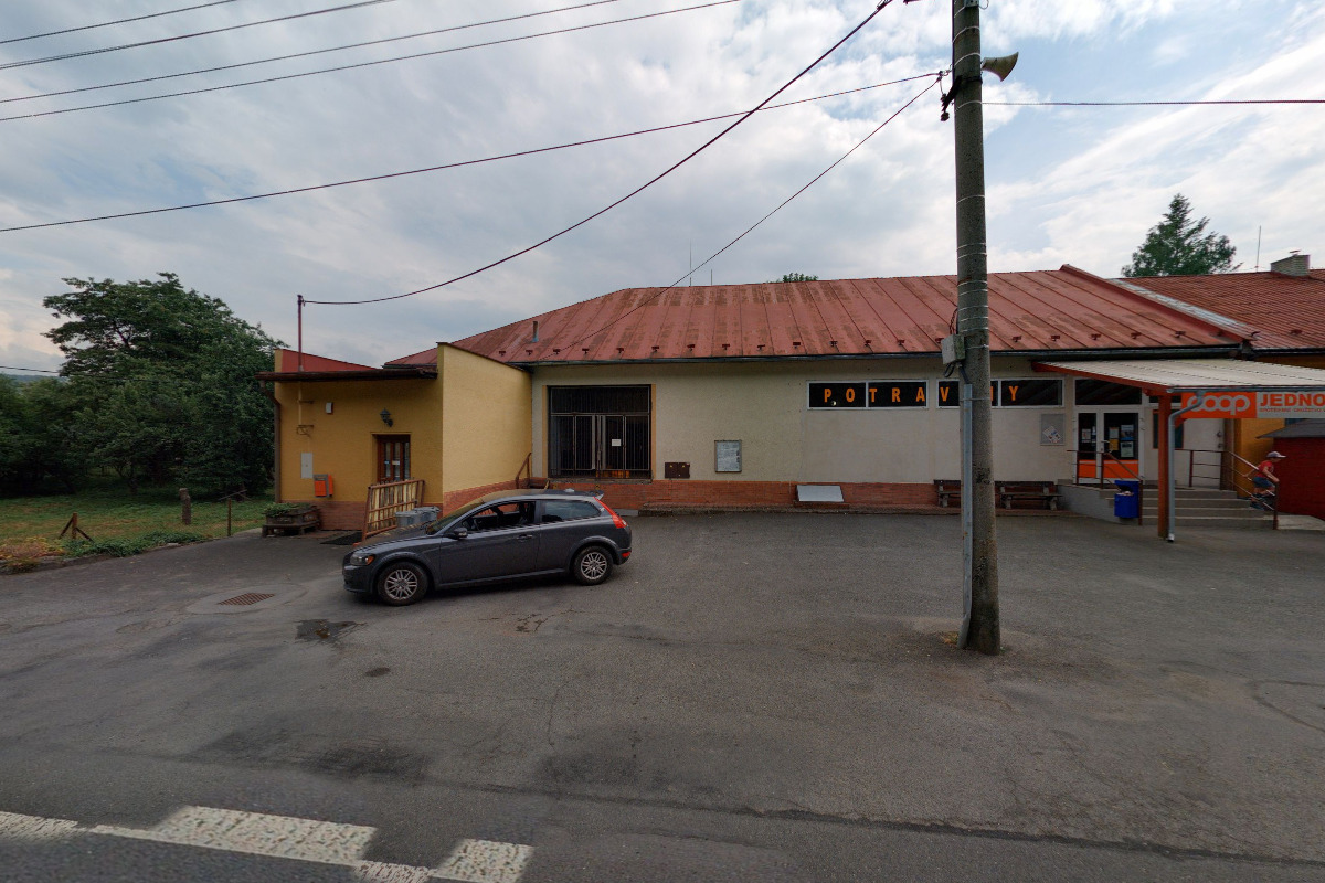 Obecní knihovna Lutonina