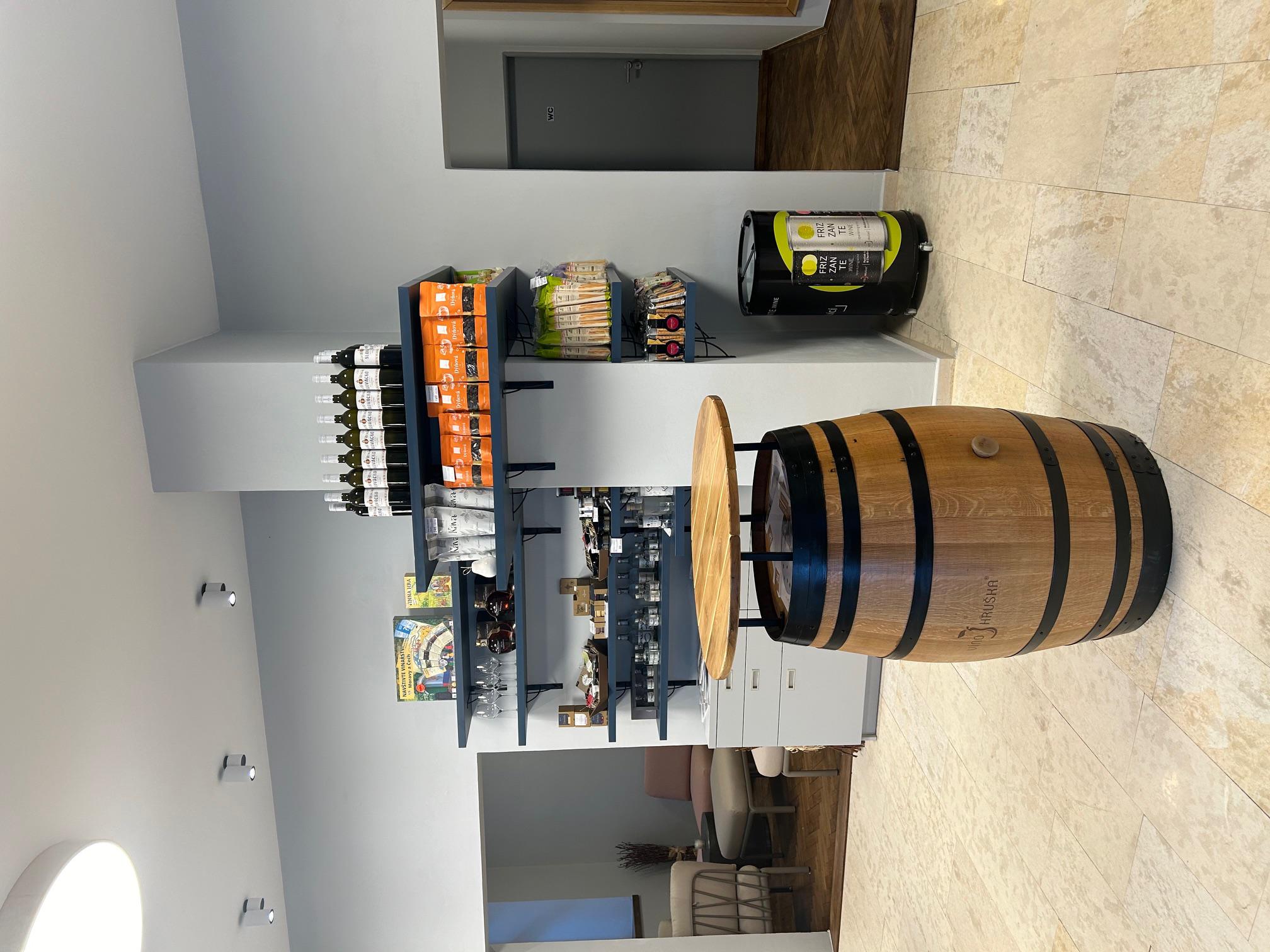 Vinotéka VÍNO HRUŠKA foto 4