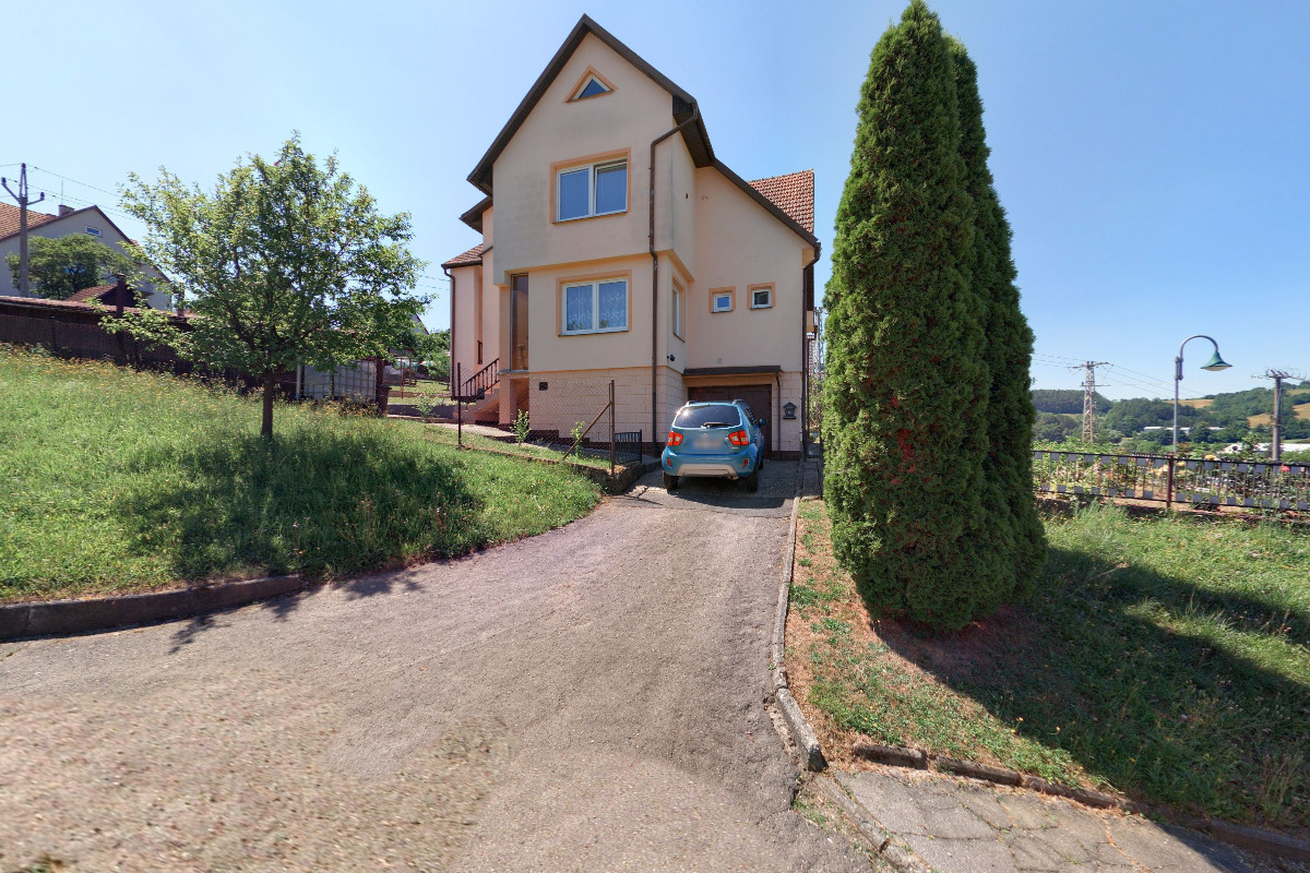 Jana Buršová - Nehty Pozlovice foto 2