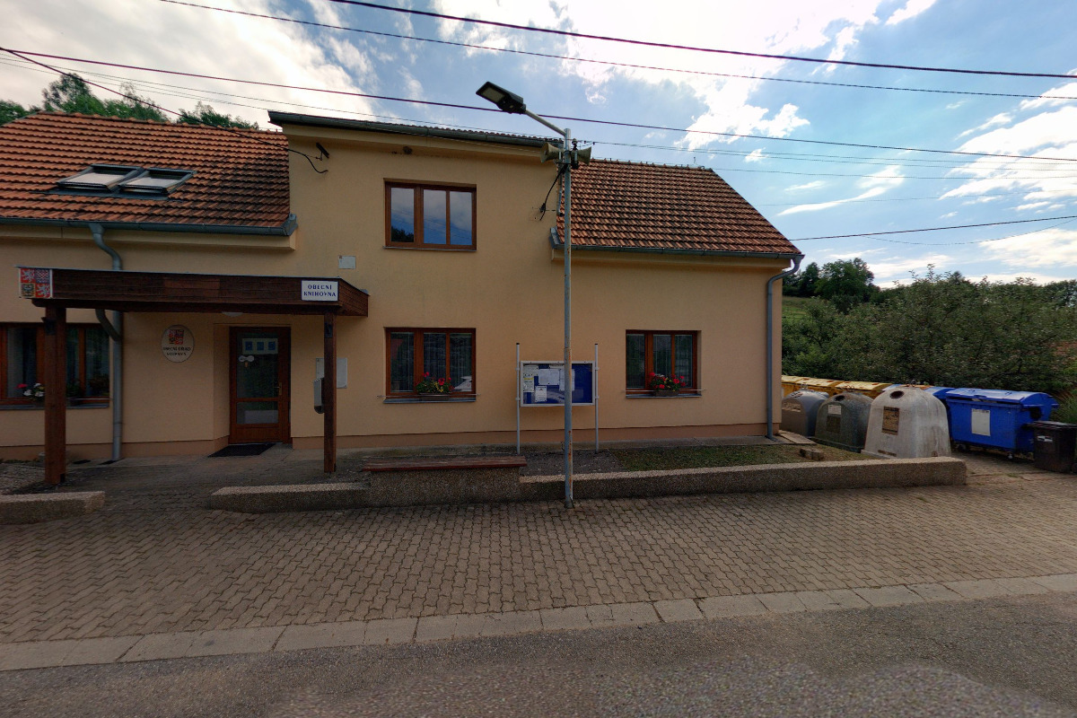 Stupava - obecní úřad foto 2