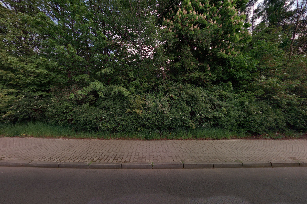 Tenisové kurty -l ZŠ Jana Amose Komenského