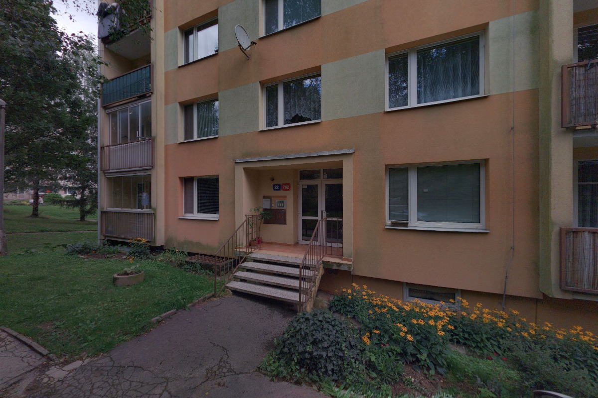 Poradce senior v oblasti pojištění a finančních produktů - Alena Tříšková foto 2