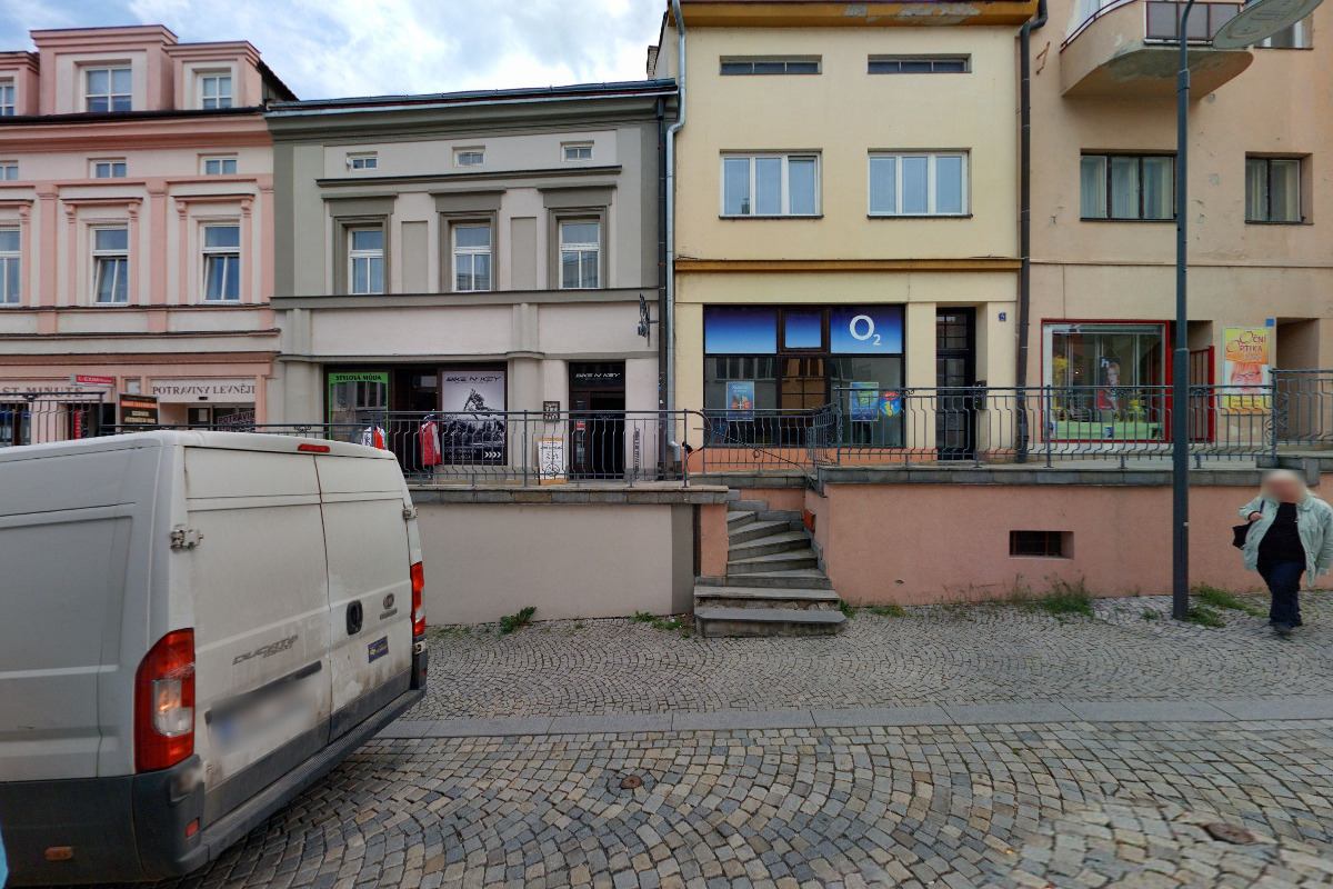 Elvíra Šimurdová - pedikúra, manikúra