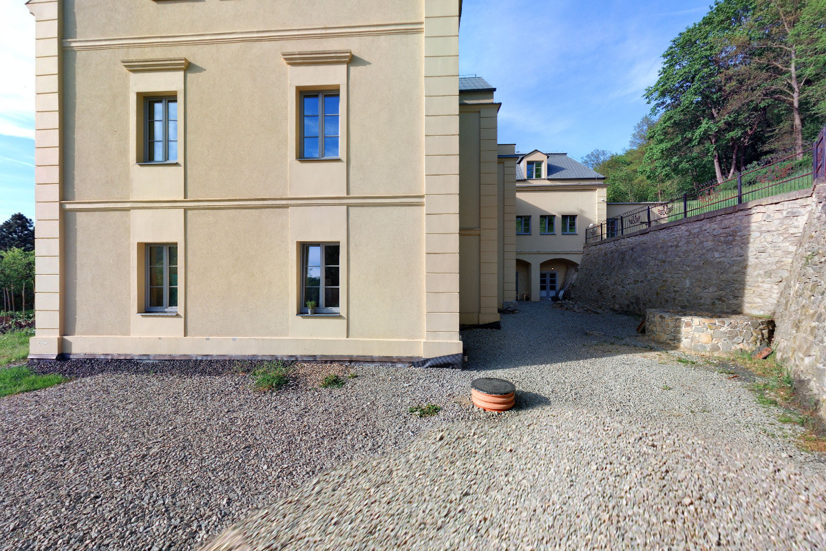 PRVNÍ CHRÁNĚNÁ DÍLNA, s.r.o.