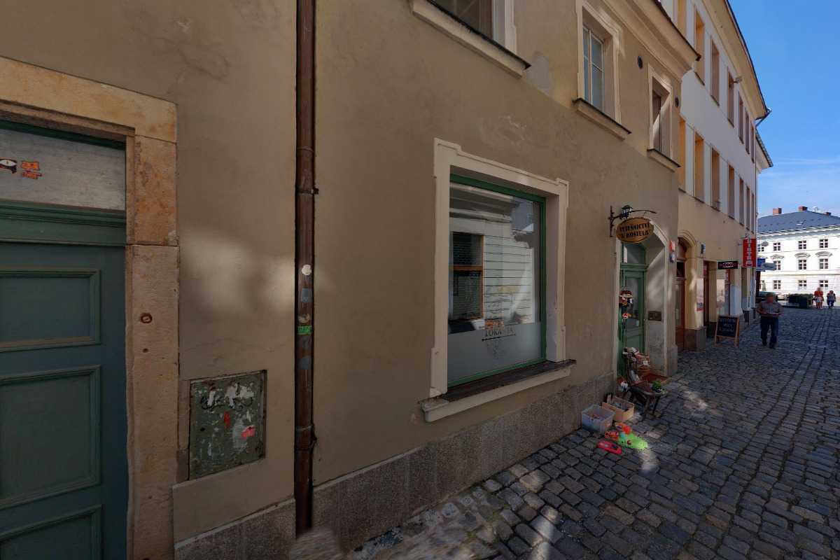 Vetešnictví u Kostela foto 2