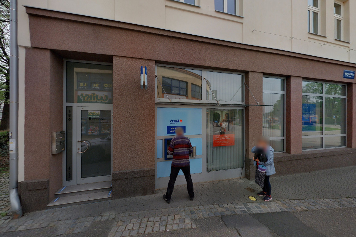 Bankomat České spořitelny foto 5