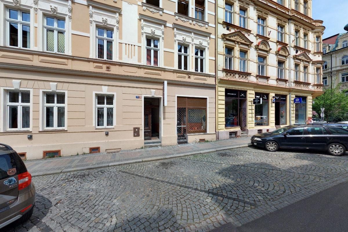 Apartmán Jaltská 1905