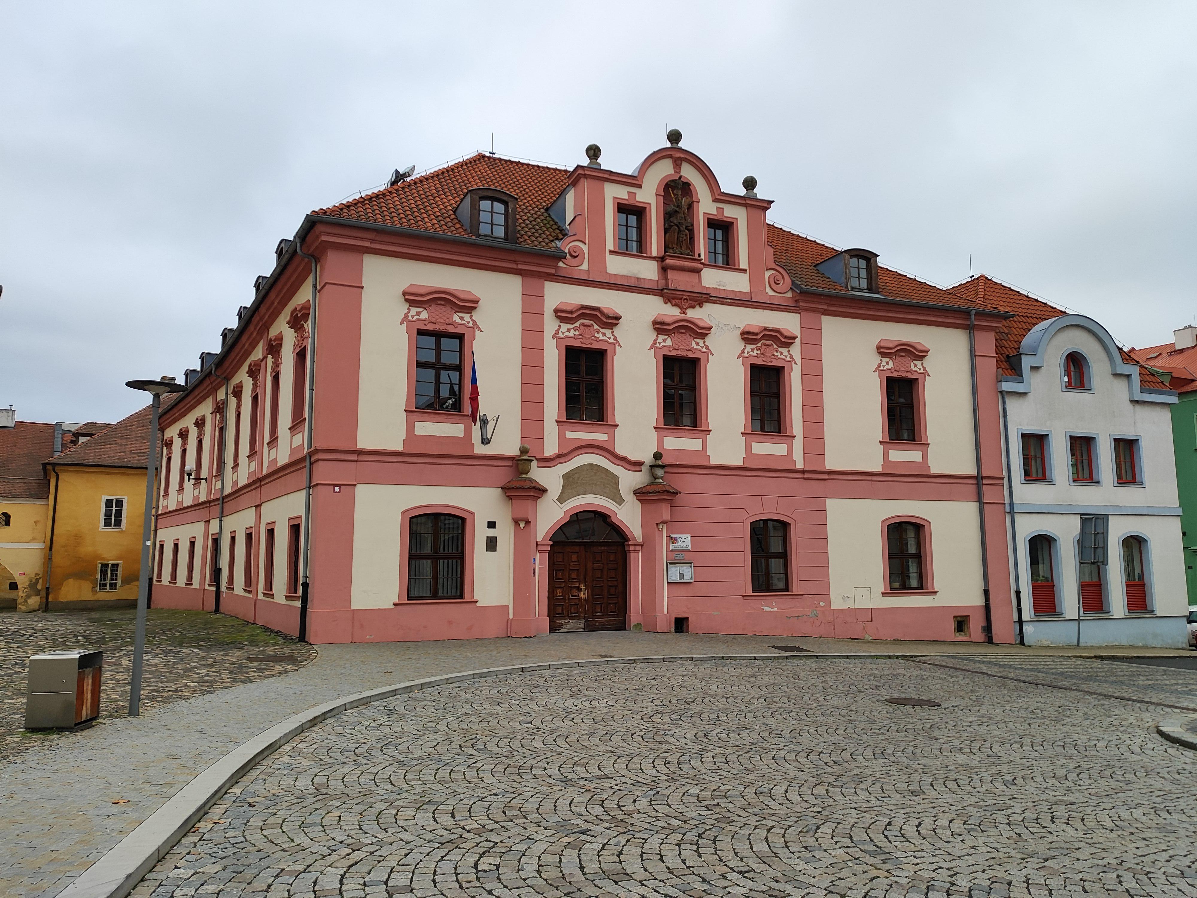 Finanční úřad pro Ústecký kraj - Územní pracoviště v Kadani foto 3