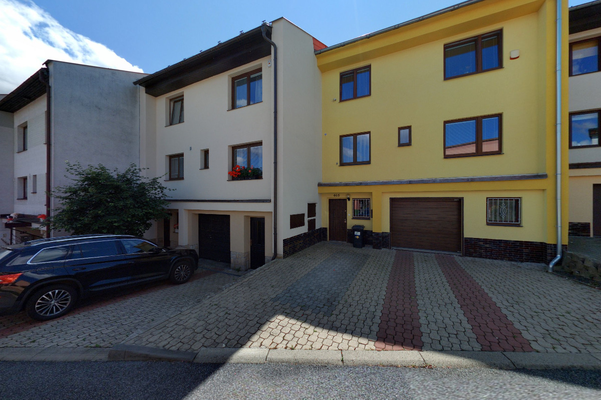 CK Karavan Bus, s.r.o.