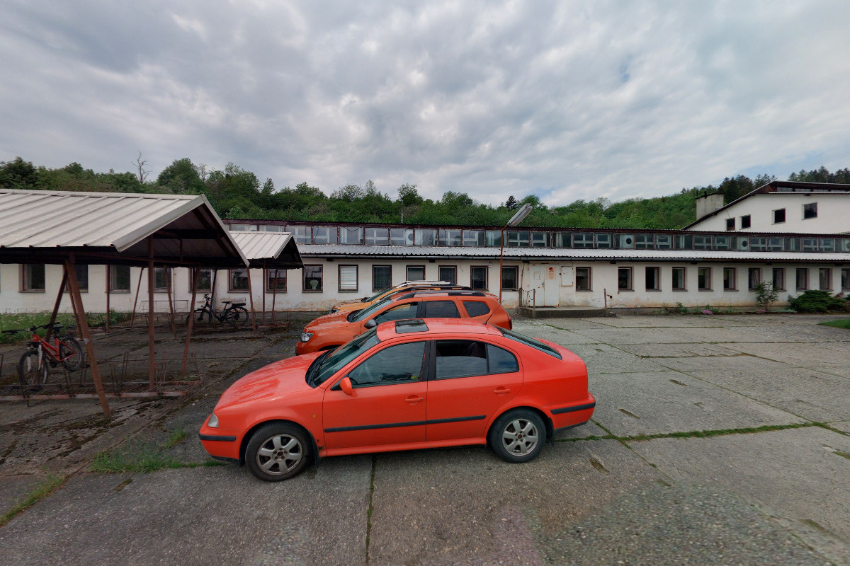 KŮŽE, společnost s ručením omezeným