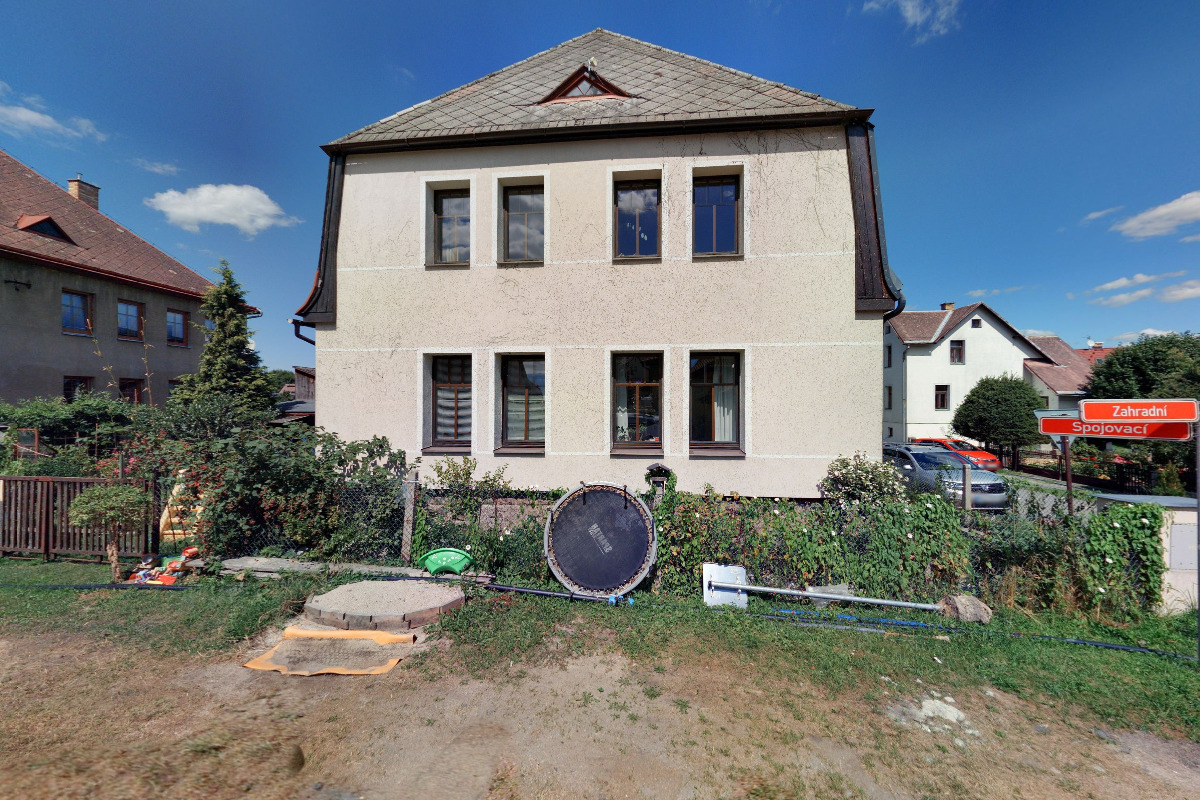 Ing. Lenka Hlubučková - výroba oděvů