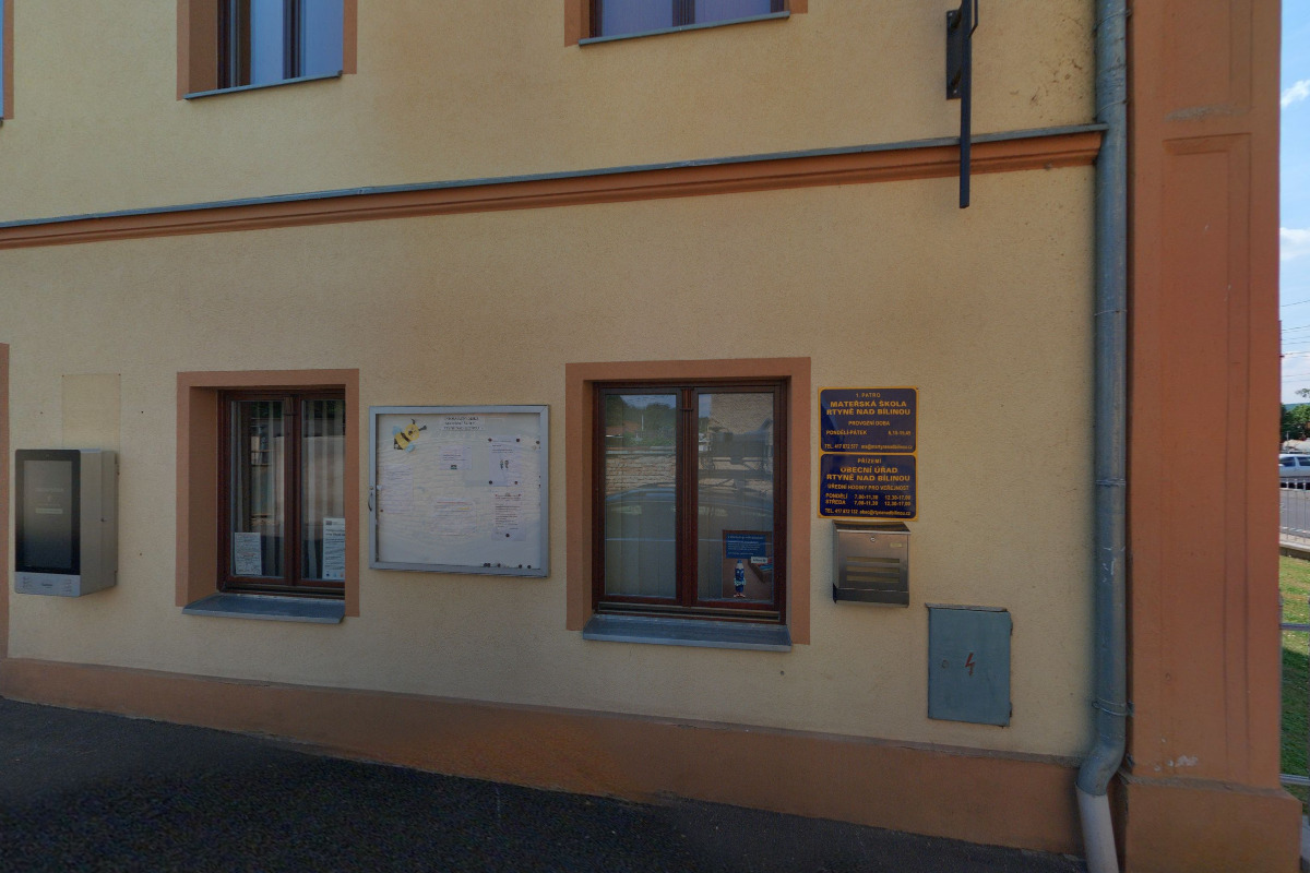 Rtyně nad Bílinou - obecní úřad