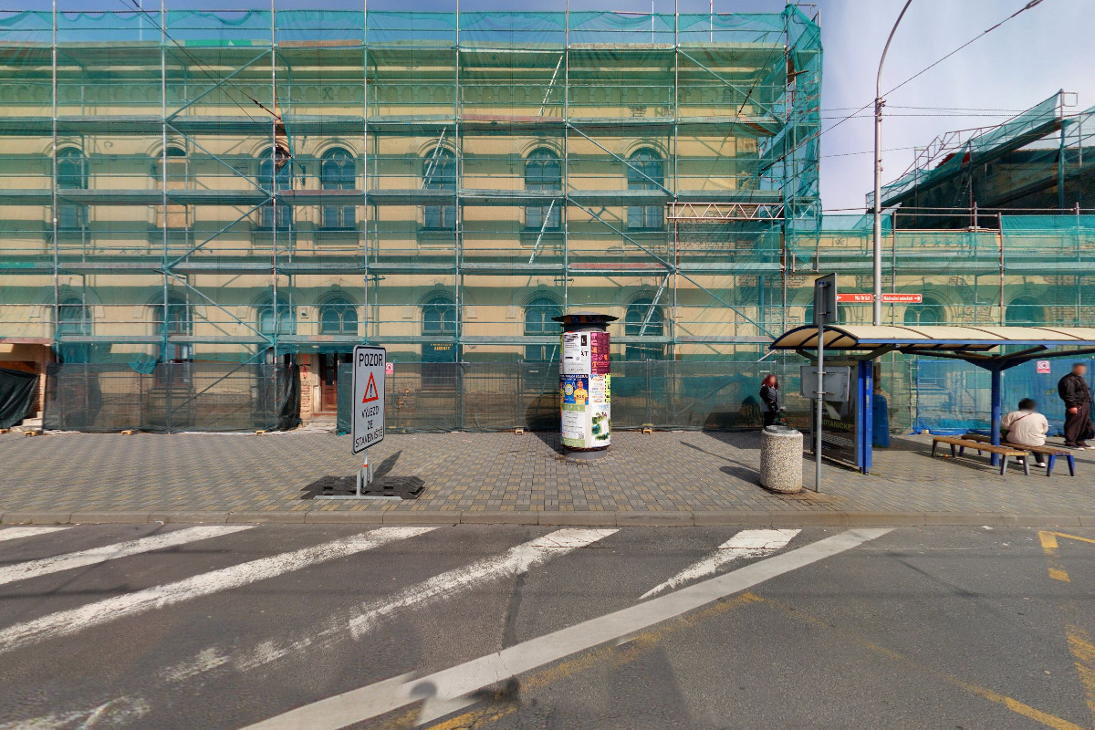 Potraviny na nádraží