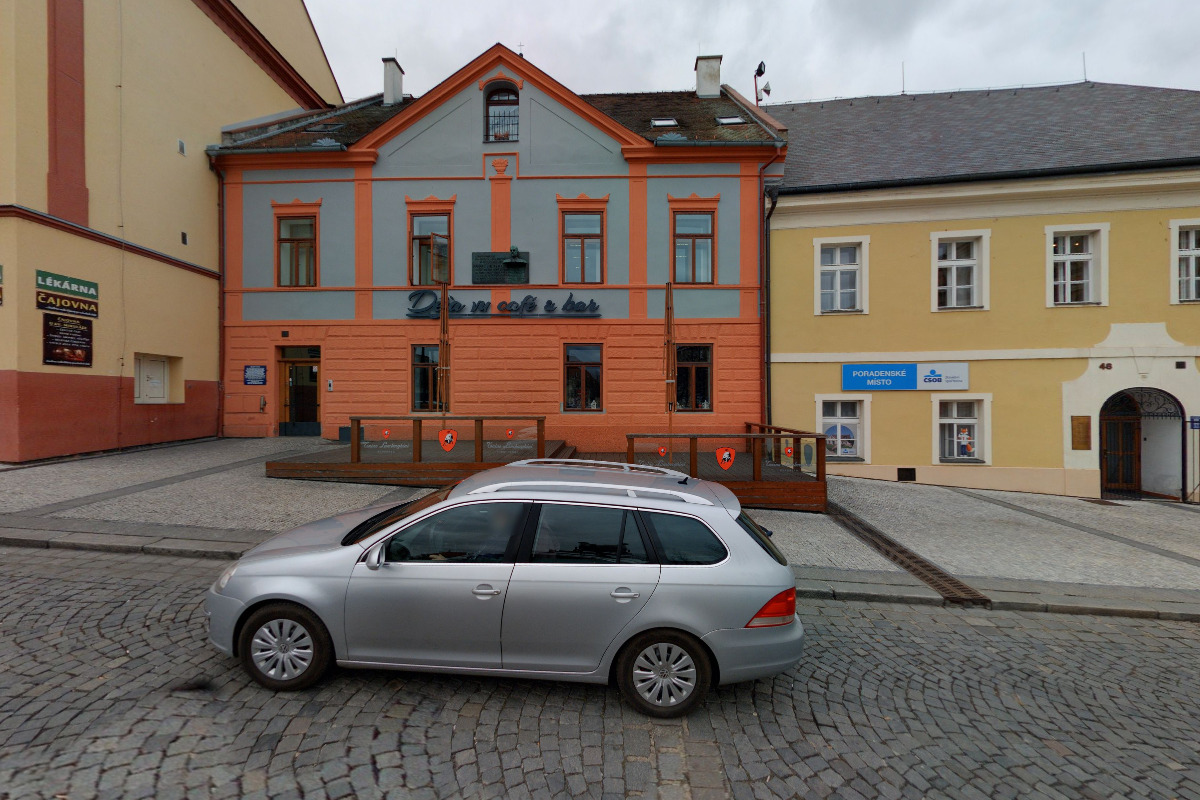 Déjà vu café & bar