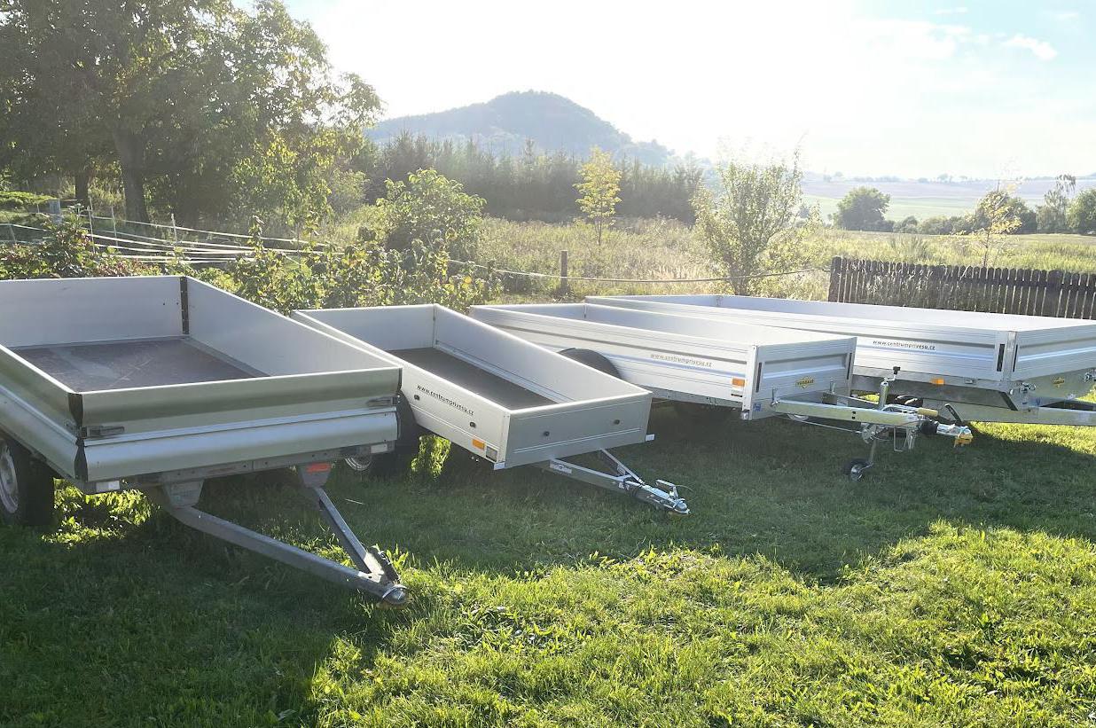 Půjčovna přívěsných vozíků a přívěsů Vítek