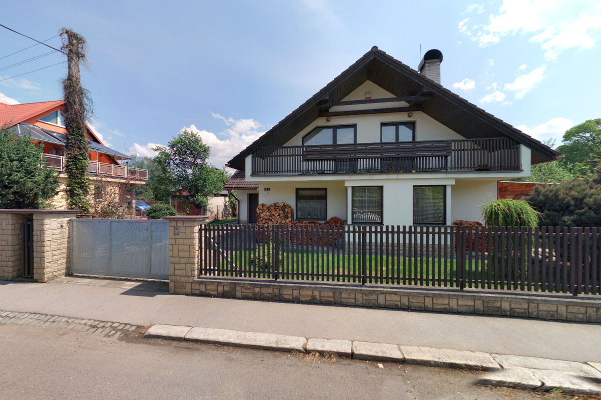 BARTON & BARTON, s.r.o.