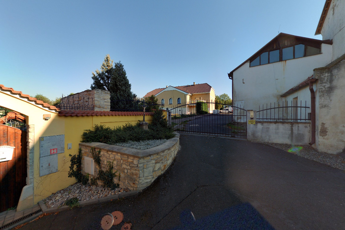 Cheris Trad, spol. s r.o.