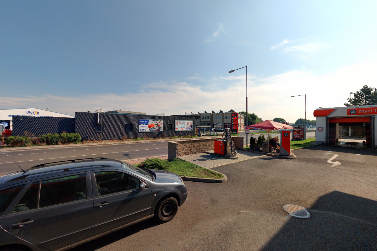 Nabíjecí stanice ČEZ