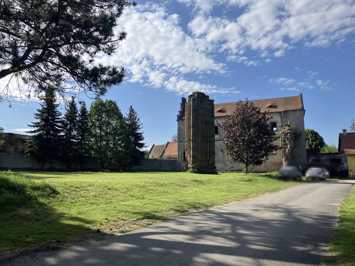 Klášterní Skalice - obecní úřad foto 2