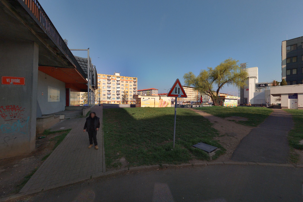 Občerstvení tř. Budovatelů foto 1