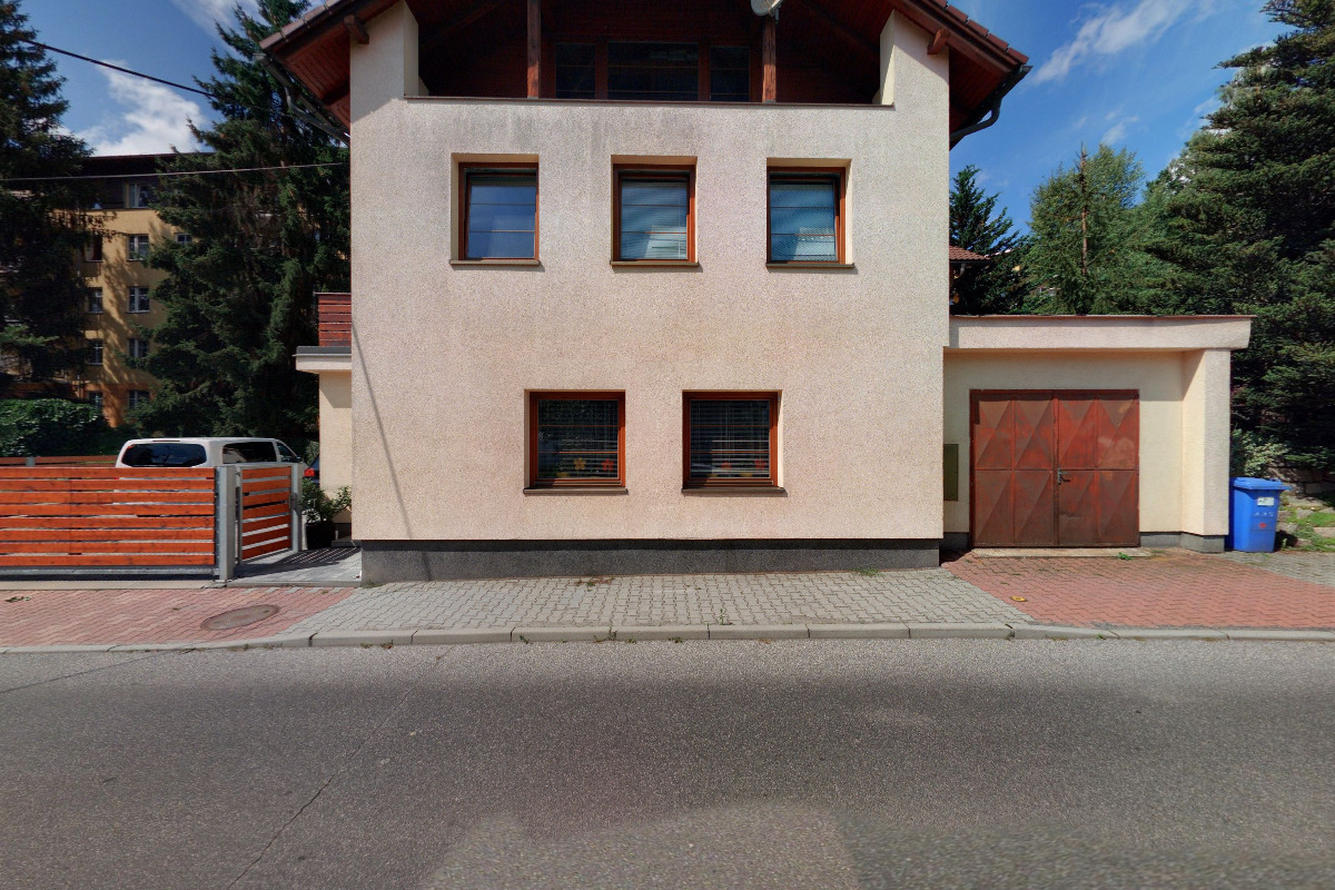 Poradenské místo ČSOB Zora Schejbalová foto 2