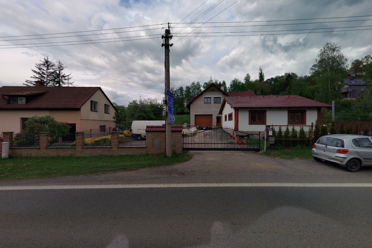 Radek FOLTA - brány, branky, plotové dílce, vrata, závory, stínění