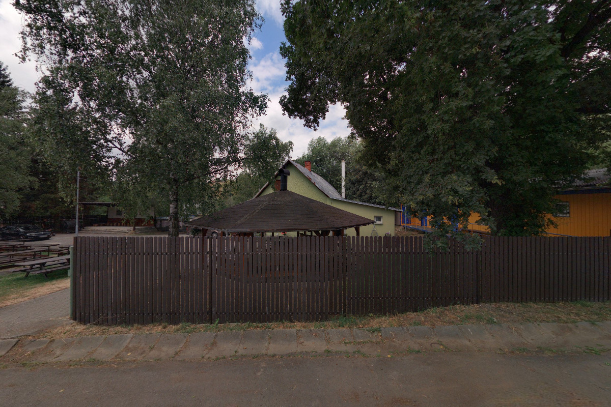 Hospůdka Moštárna v Neubuzi