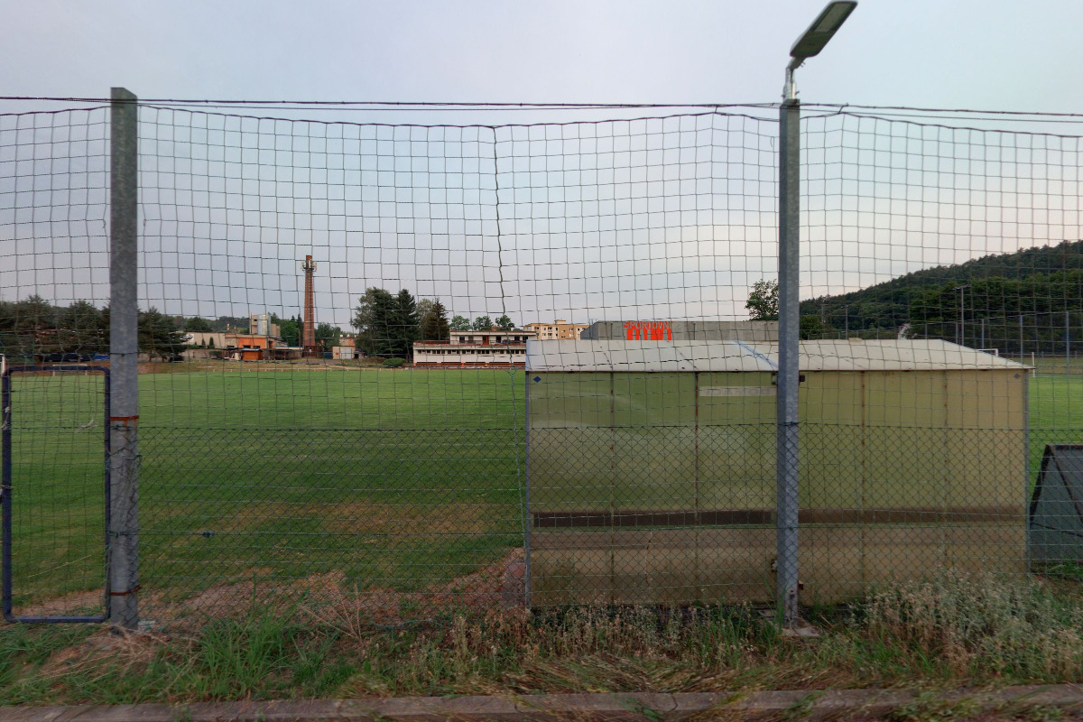 Sportovní hala Hodkovice nad Mohelkou - fotbalové hřiště