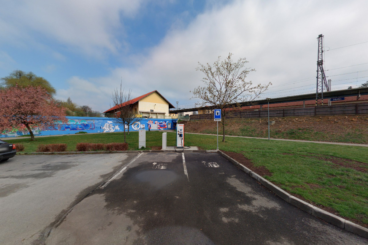 Dobíjecí stanice E.ON Drive