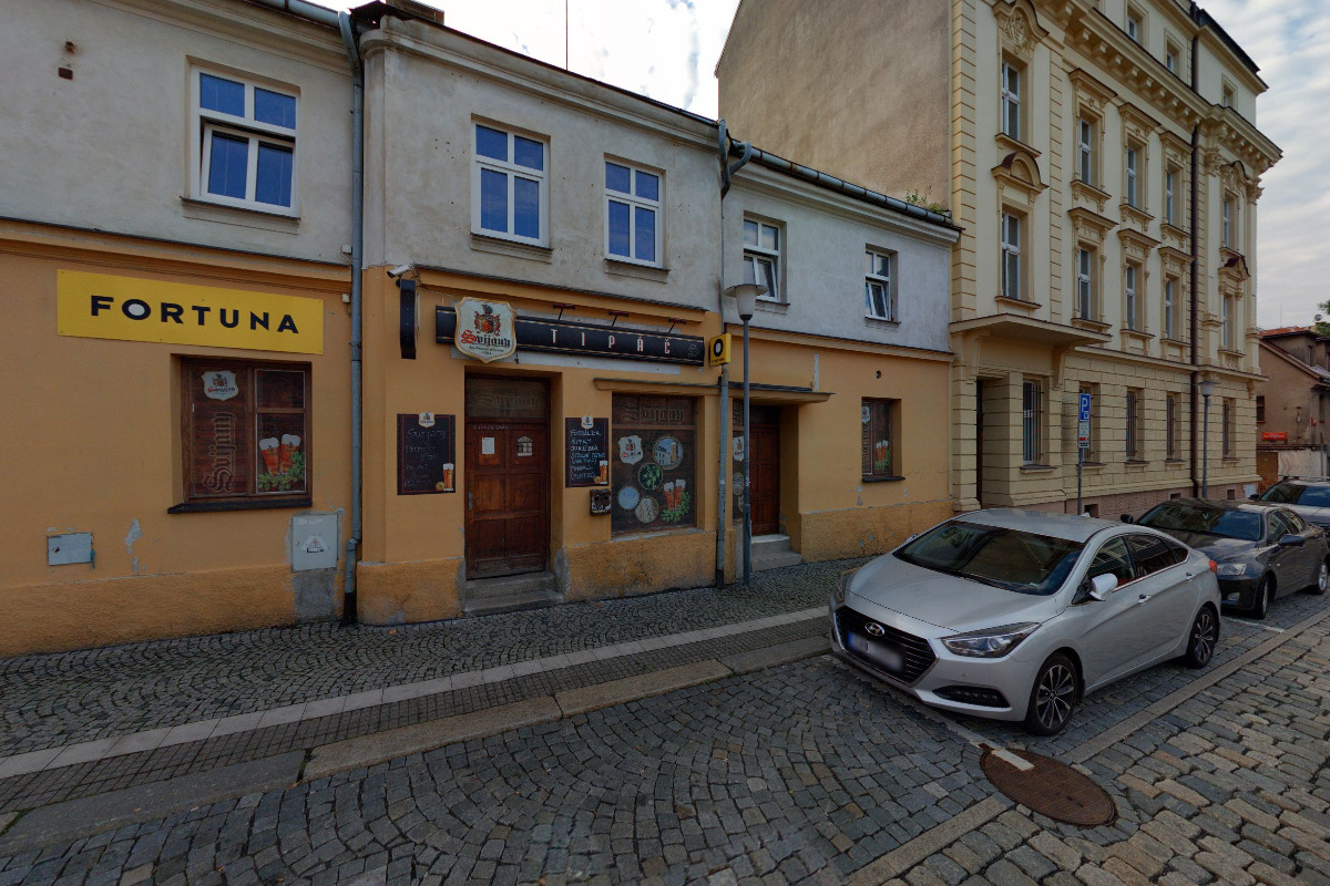 Bar Náměstí Nerudovo 5