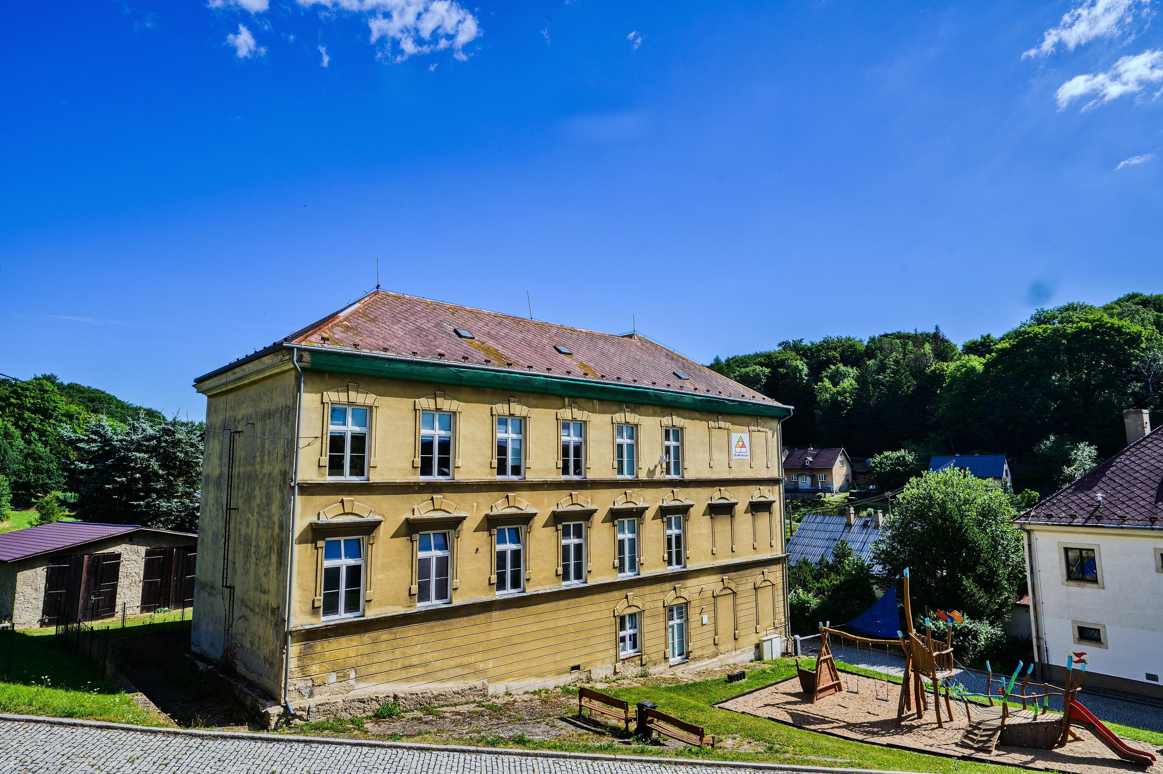 ZŠ a MŠ Petrovice foto 3