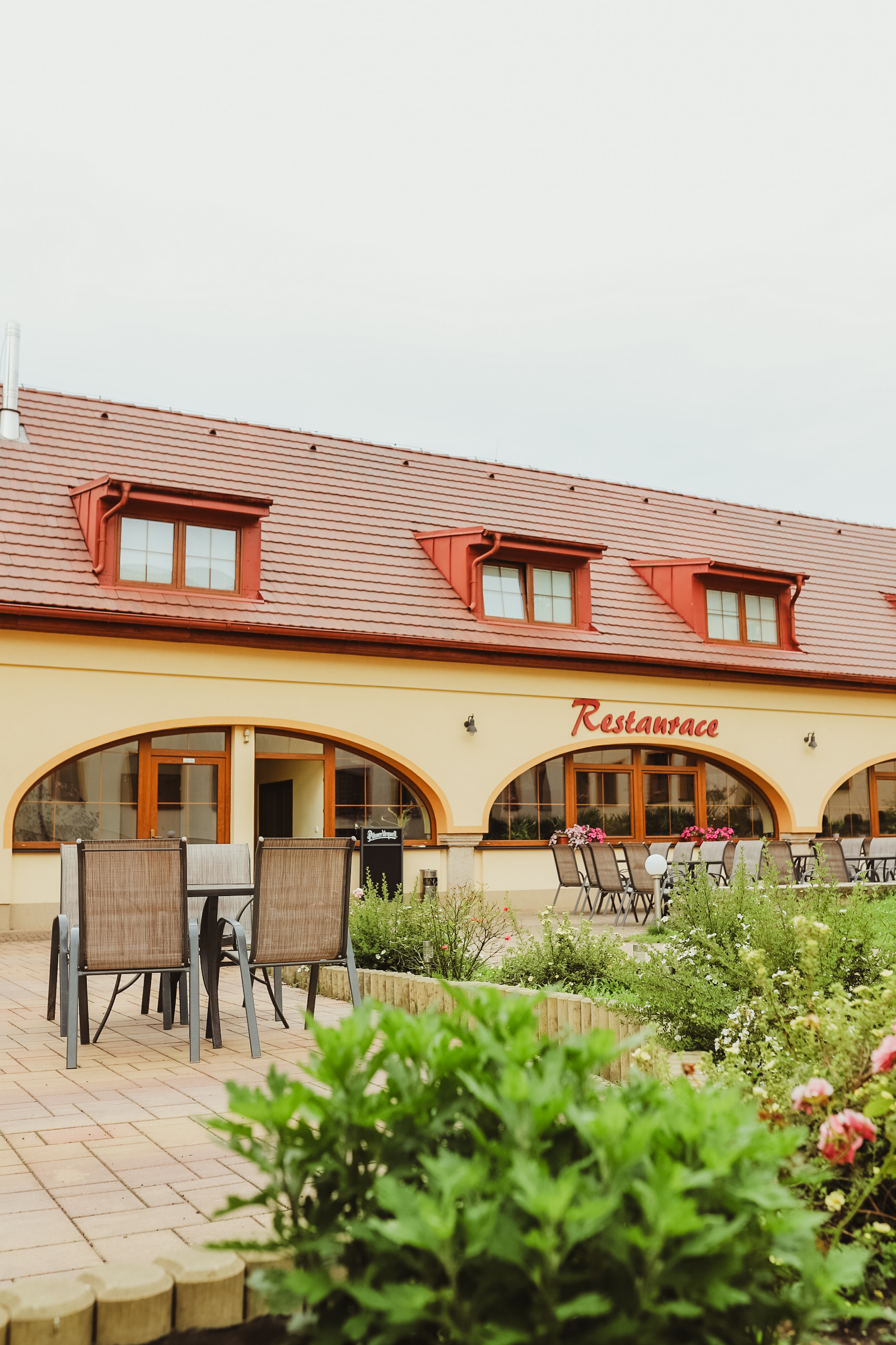 SPORT - RELAX - BUKY - Restaurace foto 3