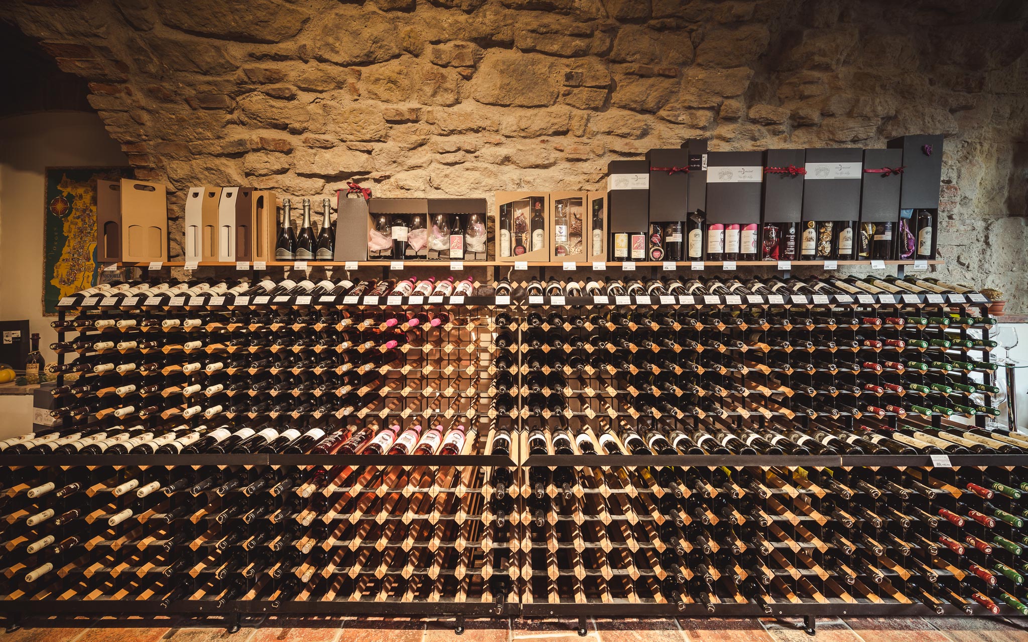 Vinotéka VÍNO HRUŠKA foto 4